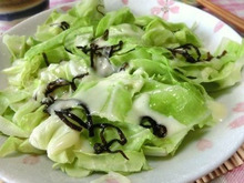 レンチン2分でヤミツキ♪ 塩昆布とチーズとごま油でおつまみキャベツ