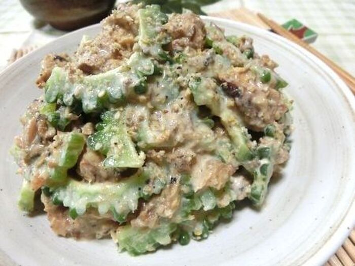 お箸が止まらない♪ ゴーヤとさば缶のマヨサラダ