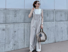 【GU】 秋まで使える!ワザありデザインの大人サロペット