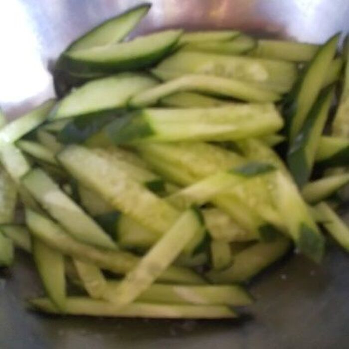 きゅうりのせん切り