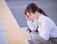 また動悸…?心配で不安な更年期の症状を薬剤師が解説