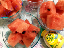 すいかのカットの仕方と意外な食べ方🍉✨