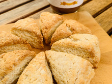 全粒粉入りココナッツオイルスコーン