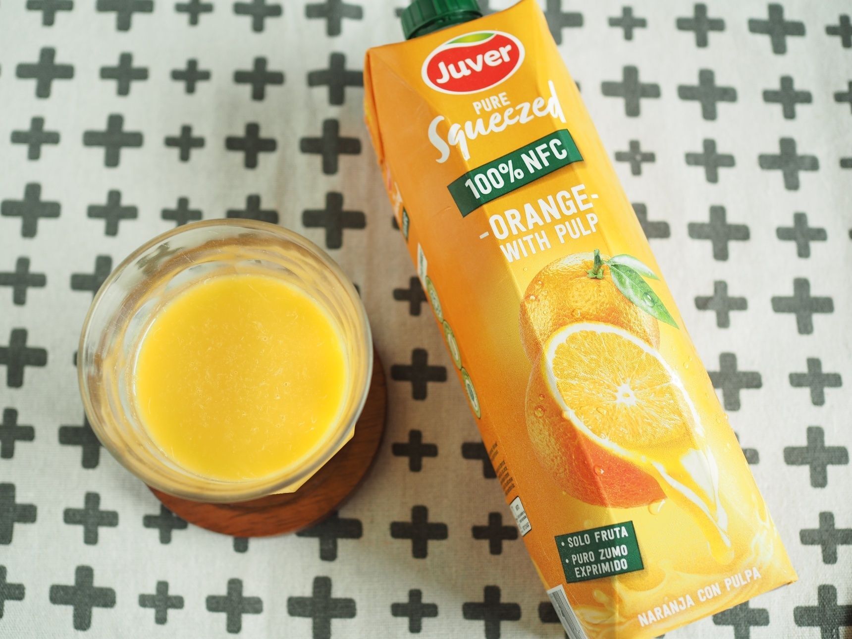 フレッシュ感がおいしい！100％ストレートオレンジジュース