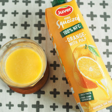 フレッシュ感がおいしい!100%ストレートオレンジジュース