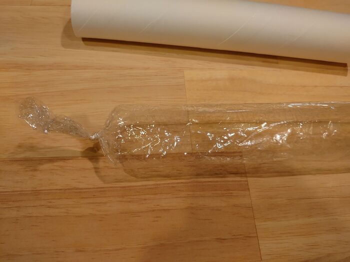 ラップを抜き、片側を縛る