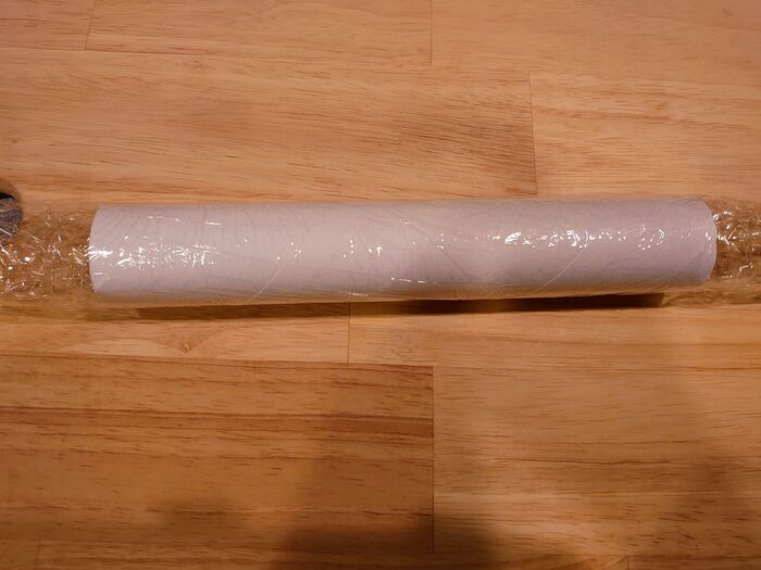 丁度いい太さのラップの芯に、ラップを3重に巻き