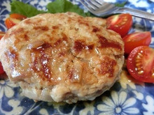 マヨで下味☆ 豚切り落とし肉でジューシーハンバーグ