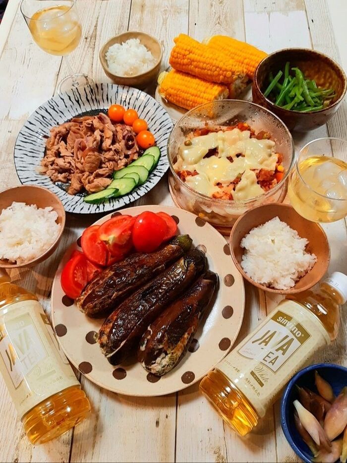 夏野菜たっぷりごはん♪なすの丸ごと肉詰め♪JAVATEAですっきり爽やか(^^)