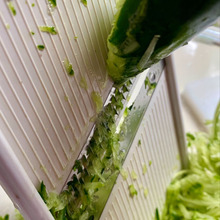 3分なら助っ人参上!スライサーで美味しい胡瓜のたらこマヨ和え