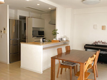 【収納】キッチンが狭くても大丈夫!幅100センチに食器70枚以上を収納するには?