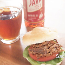 JAVATEA(ジャワティストレート )とプルドポークバーグで週末朝カフェ