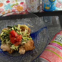 カレー味の竜田揚げ夏野菜たっぷりトマトソース添え