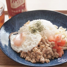 JAVATEA(ジャワティストレート )と冷食フライドポテトを使ったお手軽ミンチィで週末ランチ