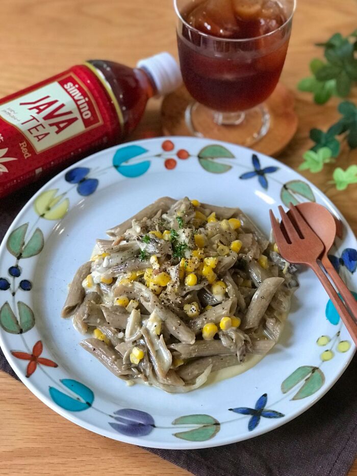 信州を詰め込んだ舞茸とベーコンの味噌クリームパスタ×JAVATEA