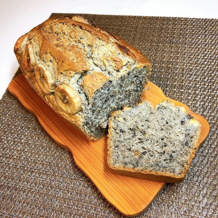 黒ごまたっぷり米粉のマヨラーバナナパウンド