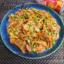 【秋レシピ】ご飯が進む♪豚ヒレ肉と舞茸の味噌バタぽん炒め