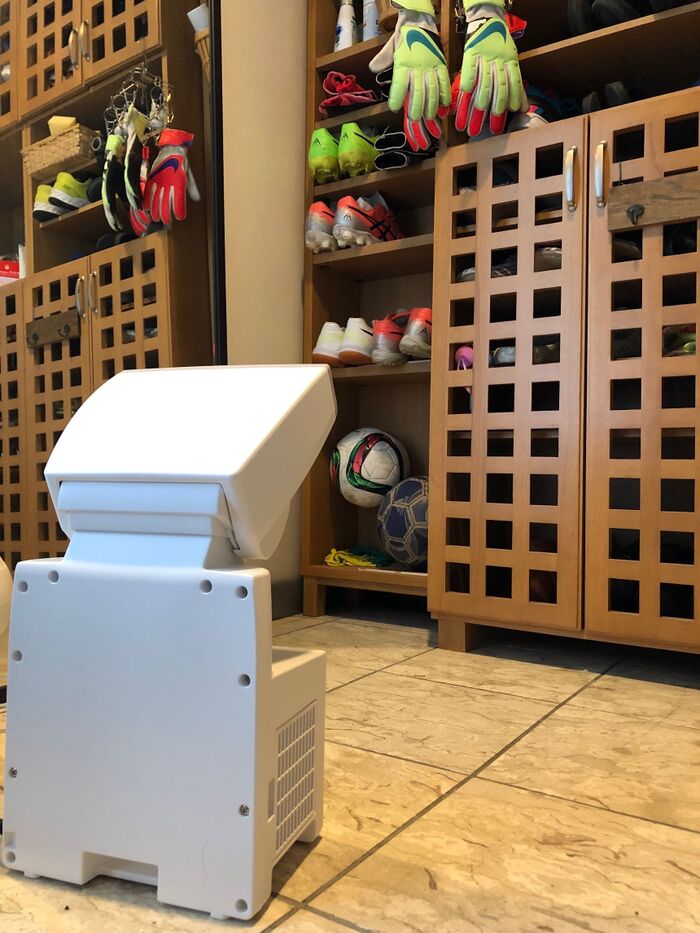 下駄箱周りへ送風