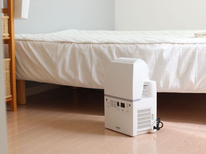 ふとんやベッドがさらっと快適に♪見た目も使い方も超シンプルなふとん乾燥機!