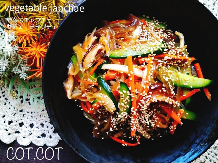★韓国の定番おかず。パンチャン。野菜のチャプチェ ヤチェ チャプチェ★