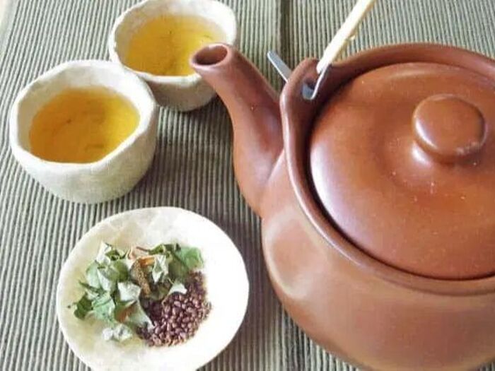 国際薬膳師が伝える「どくだみ茶の淹れ方」