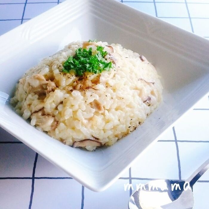 白だしで簡単!しいたけの豆乳チーズリゾット