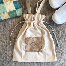 【UNIQLOギフトバッグ】巾着が可愛い!上靴袋はこれでいいじゃないか♪