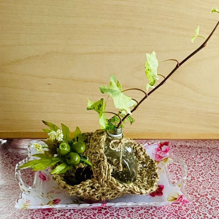 麻紐1個を使って、バスケット作り!グリーンに麻紐はしっくりいきますよ(^O^☆♪