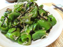 お箸が止まらない☆ ピーマンのじゃこ昆布炒め