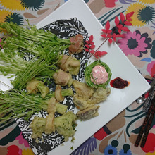 🌿🌿🌿🌿 Newstyle ❕❕ 豆苗のサラ天、美味しいは、幸せ~🌿🌿🌿🌿