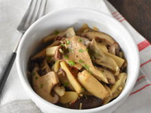 秋を感じるミニおかず⑤3種のきのこのバルサミコソテー