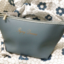 くすみカラーの舟形ポーチ*このレベルで100円!