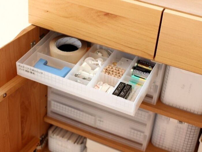 無印で一発解決!細かいフックや電池のストックが一目で在庫管理できるワザ!