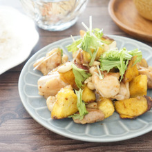 鶏肉とさつまいもとカシューナッツのハニーマスタード炒め