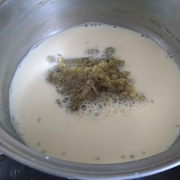 豆乳を混ぜる