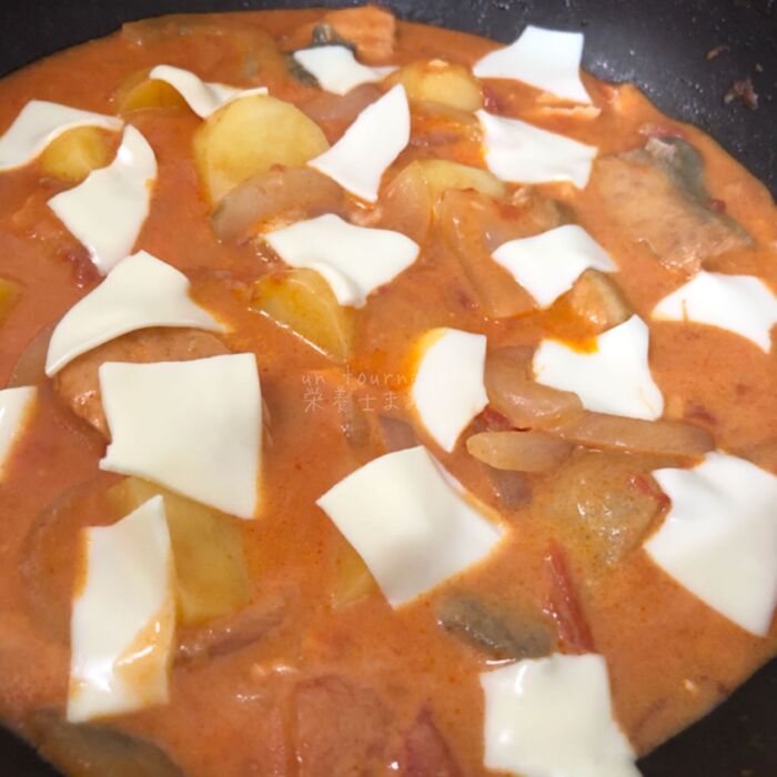 ⑥チーズを入れて完成!