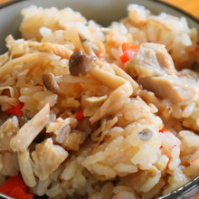 食べたいときにすぐ作れる♪【下味冷凍】鶏ときのこの炊き込みご飯の素
