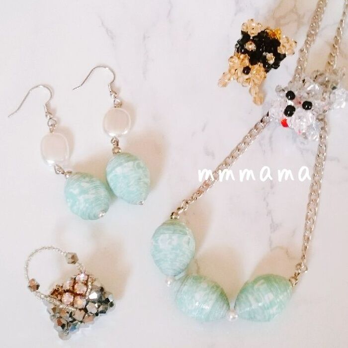 包装紙でビーズを作ろう☆紙のビーズでアクセサリー
