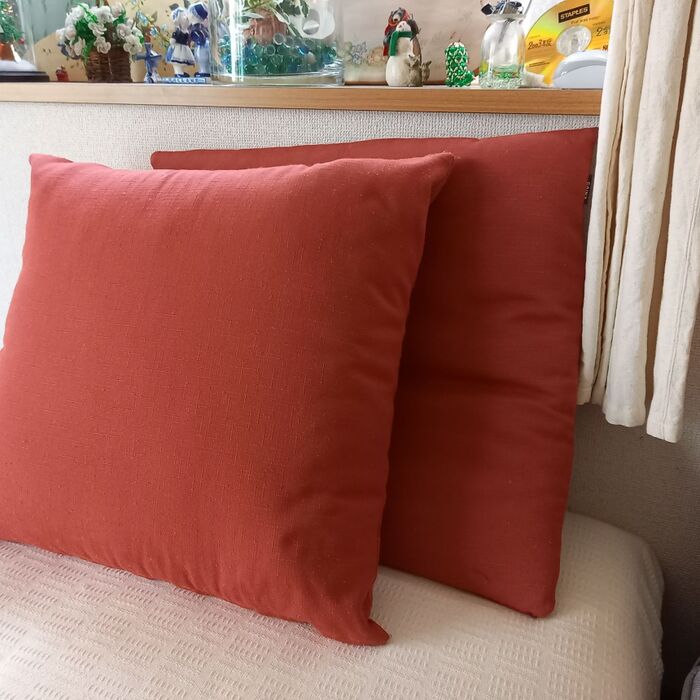 【捨てるばかりが断捨離じゃない】古い座布団をふかふかにして使う