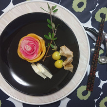 はやと瓜の紅白柿なます Chayotte marinée