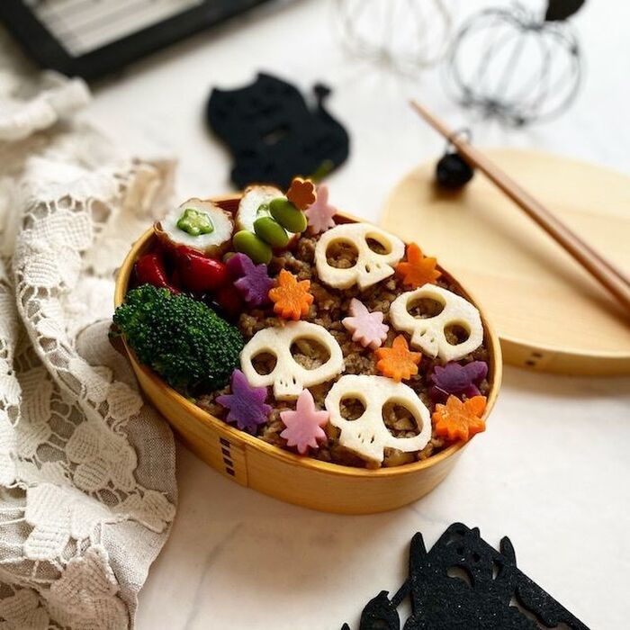 これが限界!れんこんスケルトンでハロウィン夫弁当