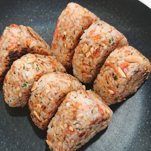 職場で焼きおにぎり /// おにぎりaction