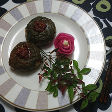 🍙🍙🍙 麻辣えごま、おにぎり 🍙🍙🍙 はやと瓜の薔薇ピクルス終え