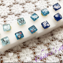100均ネイルシールで画鋲をお洒落に♡✨