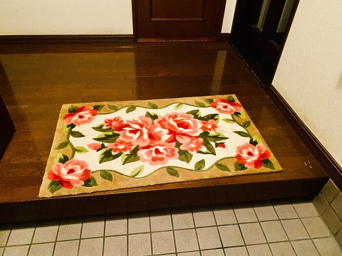 玄関が大切!玄関マットの選び方🎶金運UPで負のことはしないようにしています。