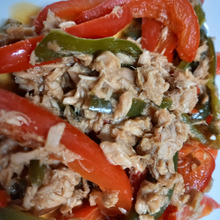 作り置きサラダ♪味がしゅんで美味しくなるツナ×パプリカとピーマン♪