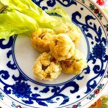 材料2つなんちゃって揚げ肉まん!まるで台湾屋台みたいだって(⌒▽⌒)