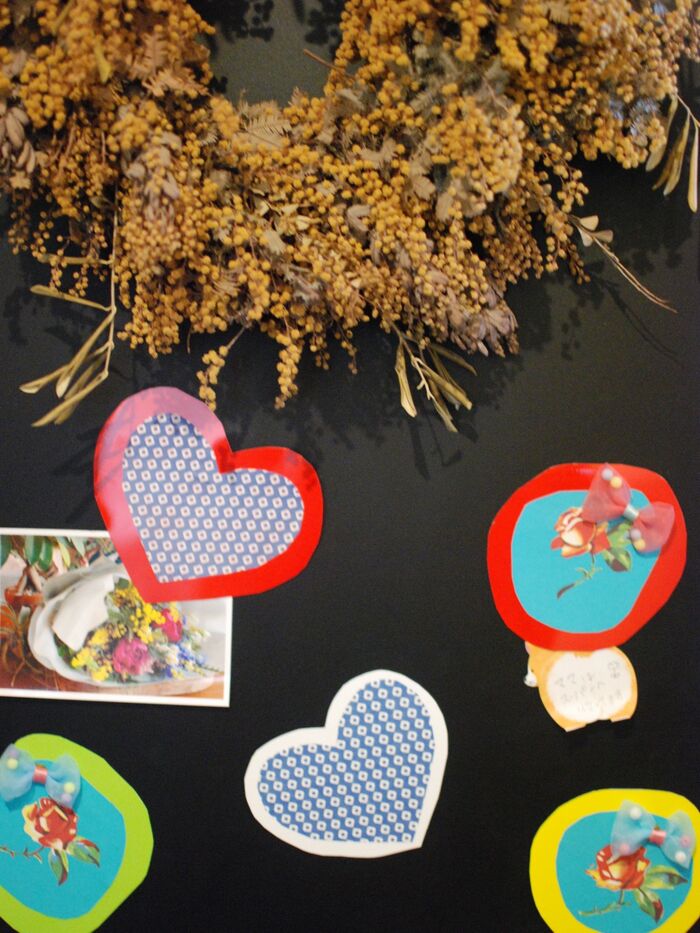 簡単(*^ω^*)お気に入りの包装紙で♡マグネット作り