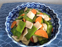 簡単便利な【うすぎり高野豆腐】の炒め煮