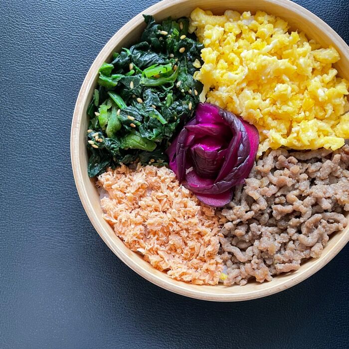 食材同士が「きっちり」と盛付け完了!